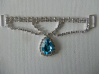 sier accessoires - zilverkleurig met strass stenen en blauwe ovaal 10cm x 1.2cm