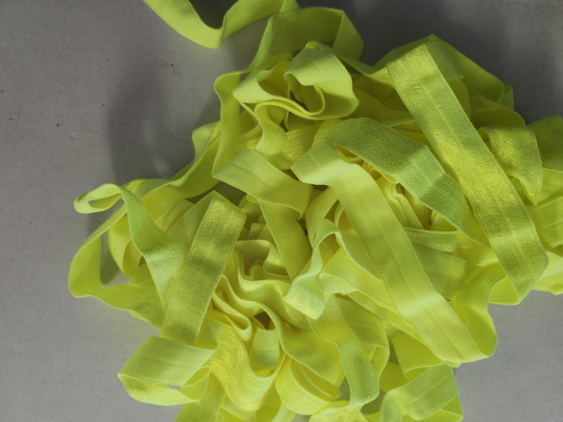 Neon geel omvouw elastiek vanaf 3 meter