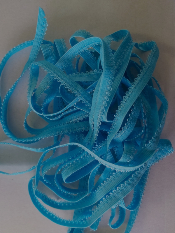 Aqua blauw sier elastiek vanaf 4 meter