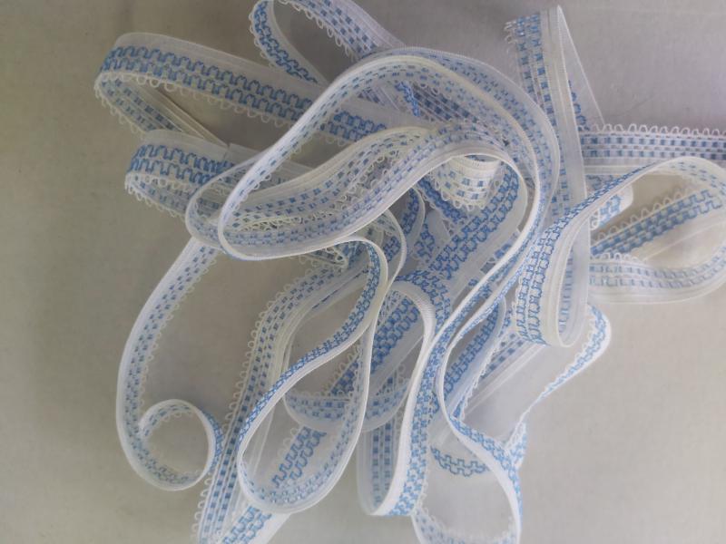 Blauw/wit sier elastiek vanaf 3 meter